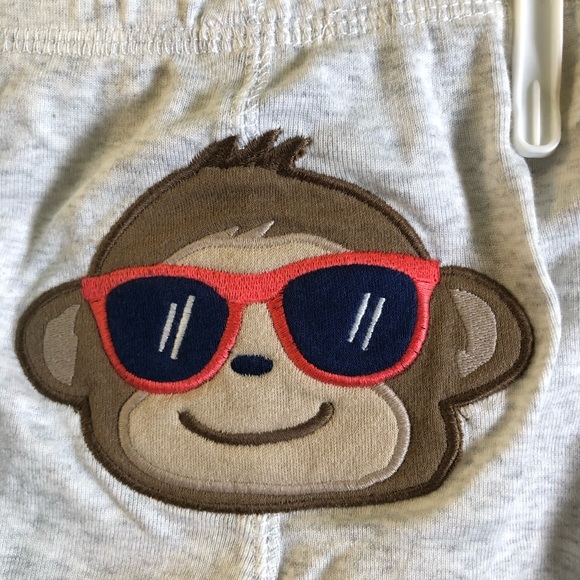 Brand new set of Carter’s Boys 6 months set. This set 3 set monkey 🐒 🐵 - Picture 5 of 7